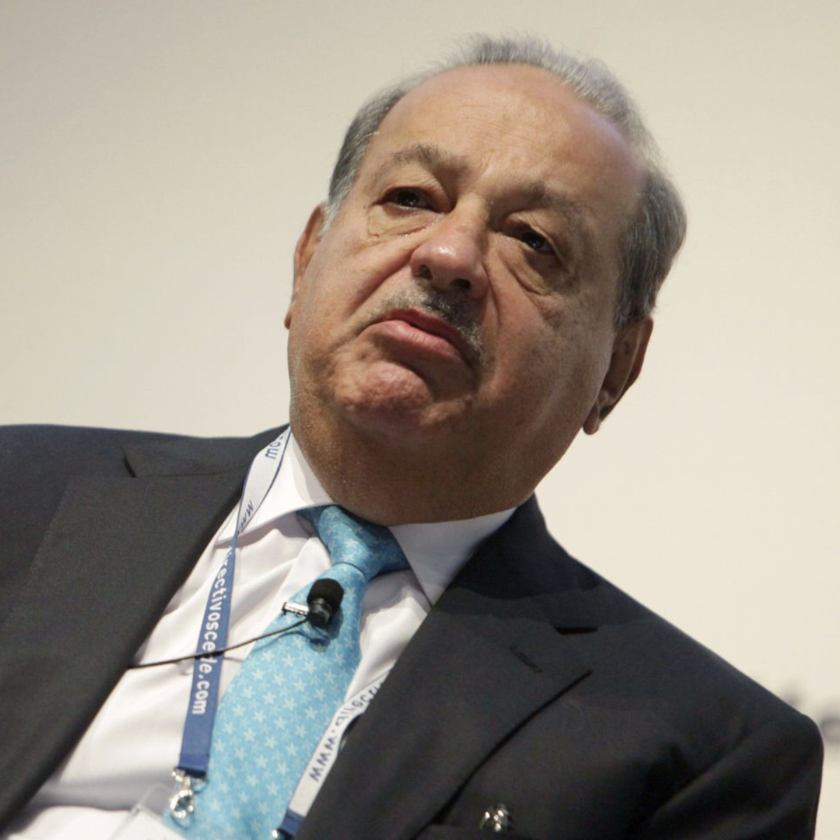 #PUM: Autoridades van contra empresa de Carlos Slim por abusiva