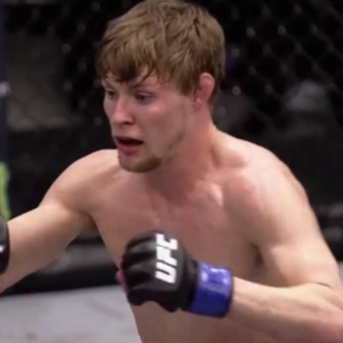 #OOOUCH: Luchador de UFC se rompe el escroto con un taladro y todo internet sintió su dolor