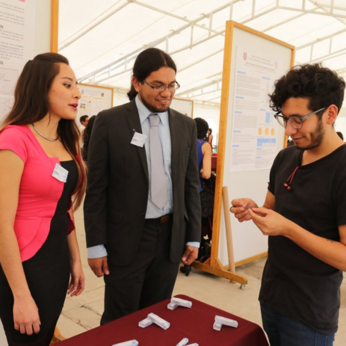 Estudiantes mexicanos crean chicle que reduce el estrés y cansancio