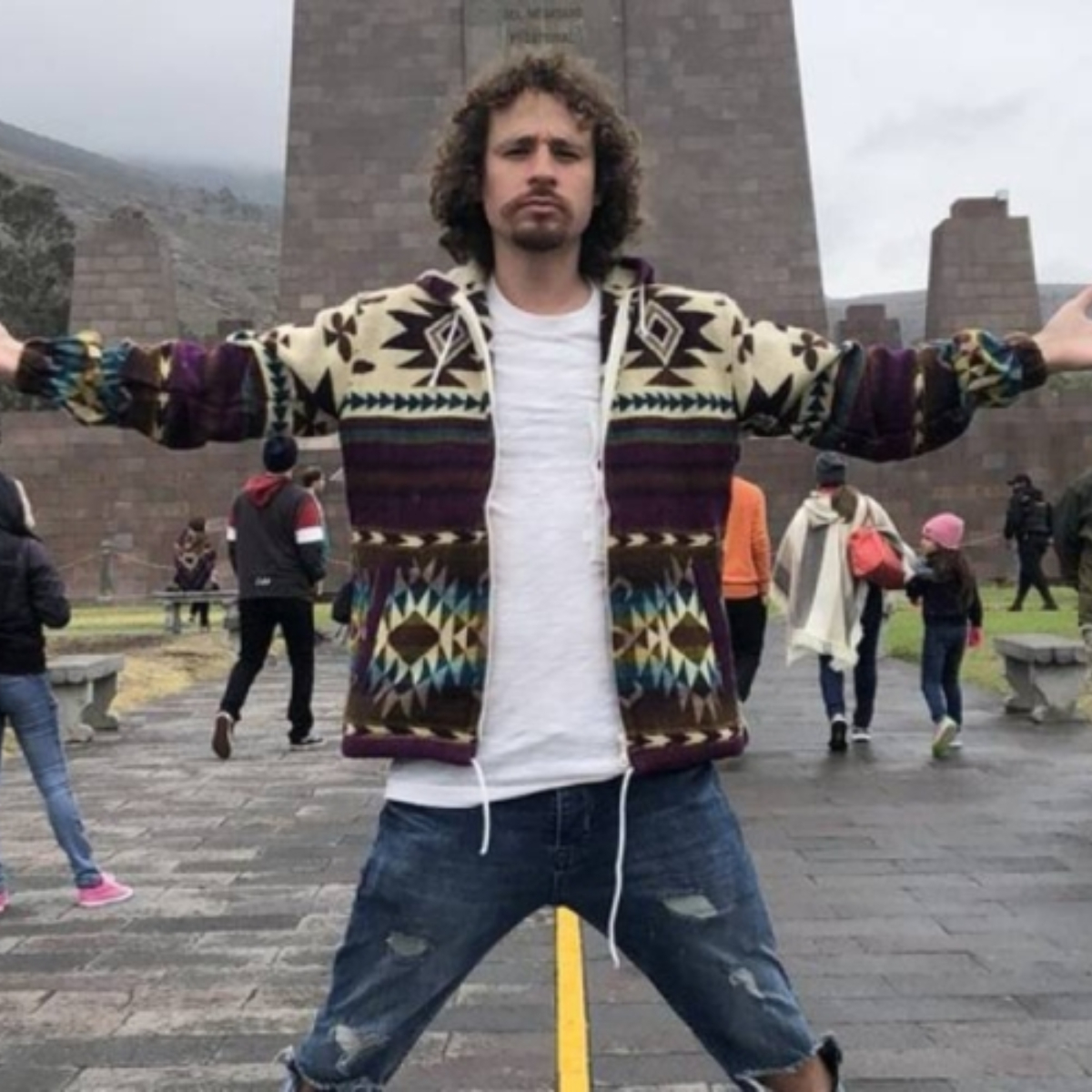 Acusan al youtuber Luisito Comunica de emborrachar y abandonar a una mujer