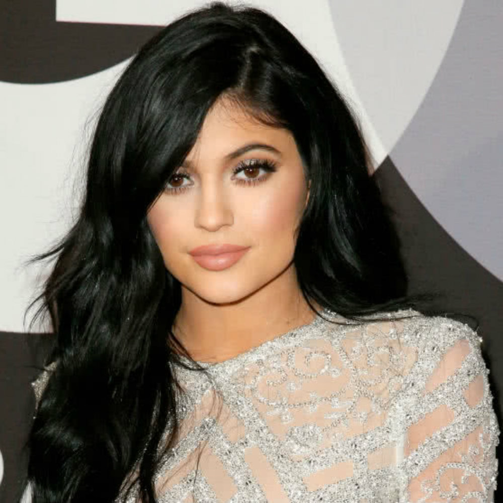 ¿Cómo logró Kylie quitarle a Zuckerberg el lugar del millonario más joven de la historia?