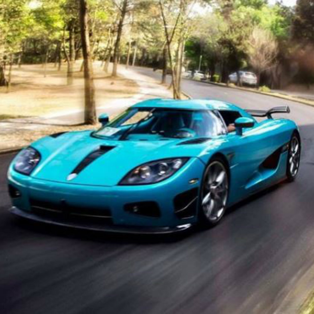 Lo que se sabe del auto valuado en 30 mdp que fue chocado en Reforma