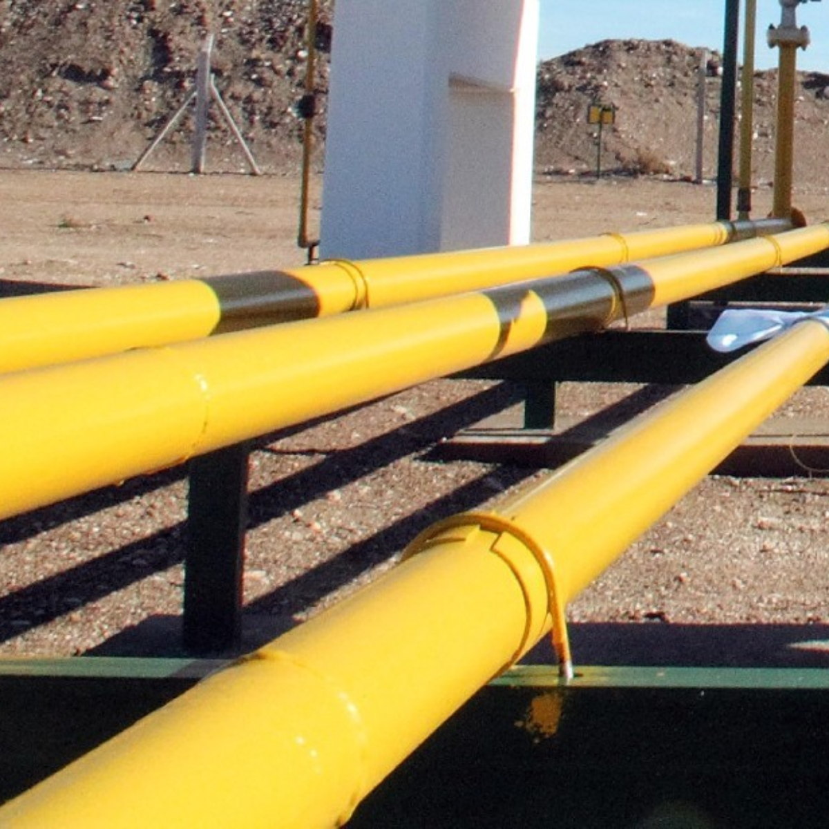 Revelan desfalco multimillonario que pone en riesgo a la CFE