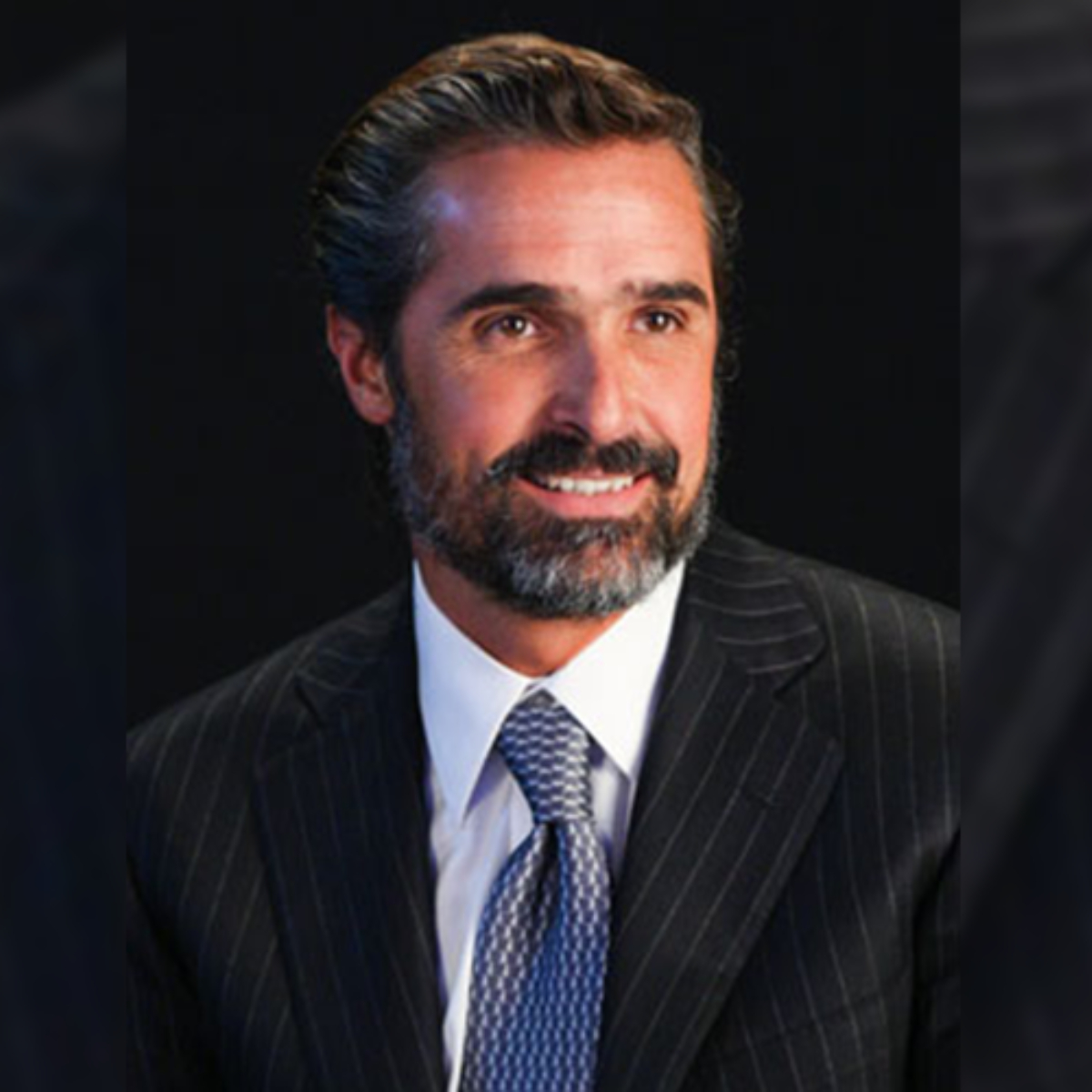 ¿Quién es el ejecutivo de Televisa que reunió a AMLO y al yerno de Trump?