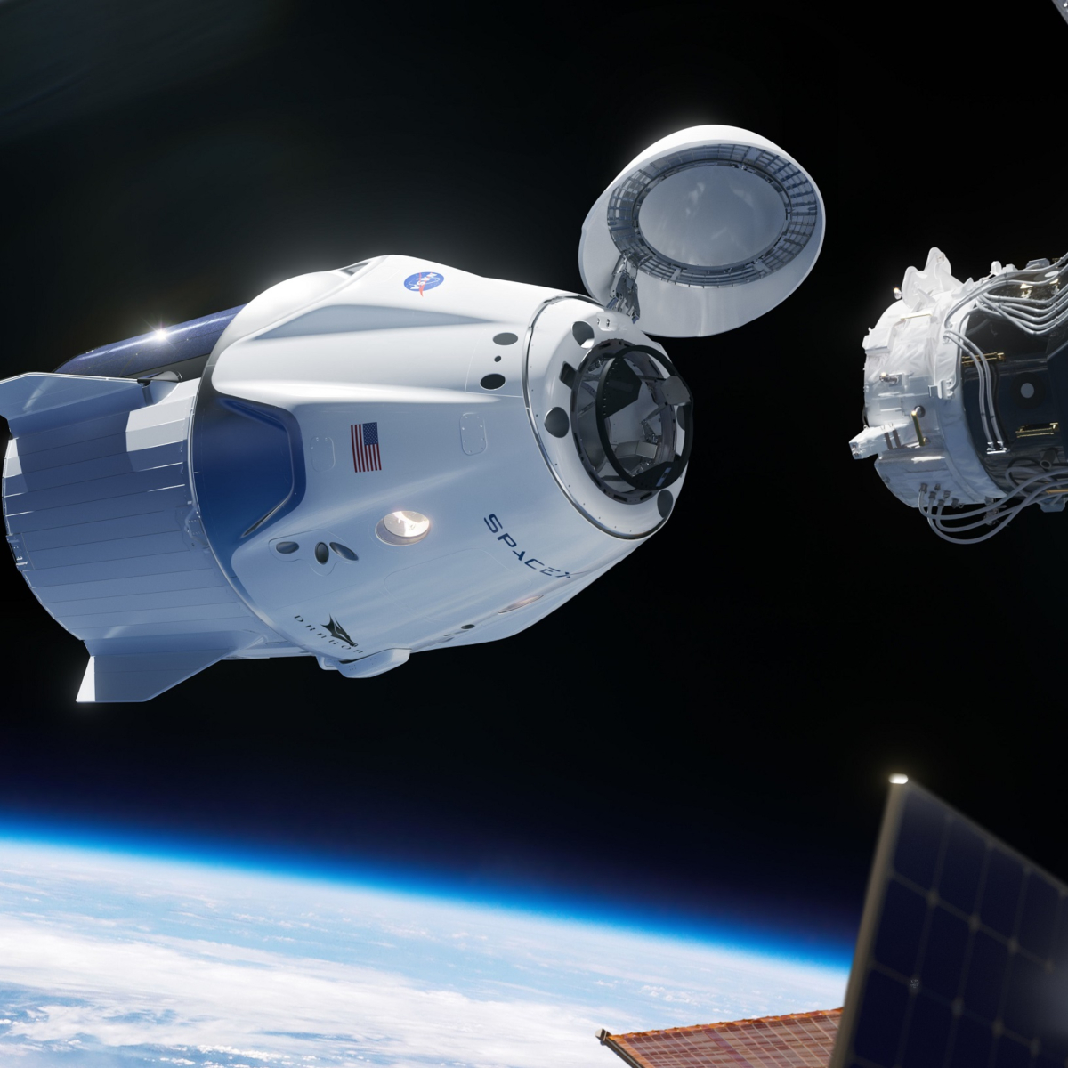 Así fue el acoplamiento de la cápsula Dragon de Space X a la ISS