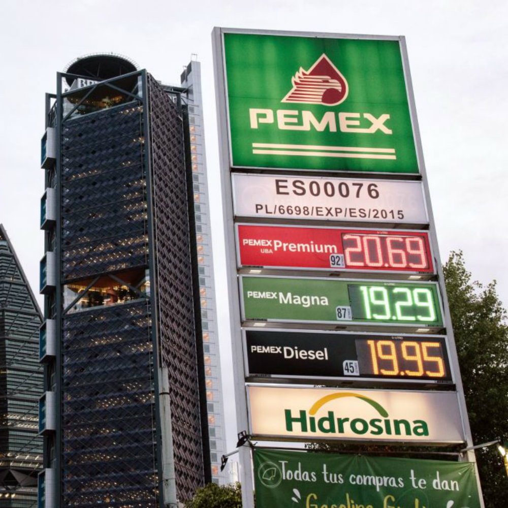 La medida de Estados Unidos que le permitiría a AMLO bajar la gasolina
