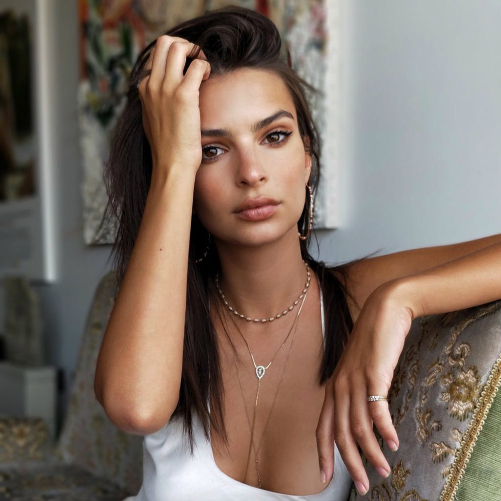 El nuevo look de Emily Ratajkowski por el que la comparan con Kylie Jenner