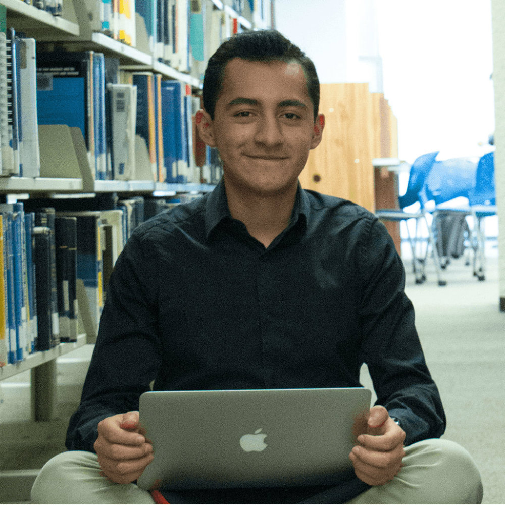 Nueve universidades de EU luchan porque este estudiante mexicano los elija