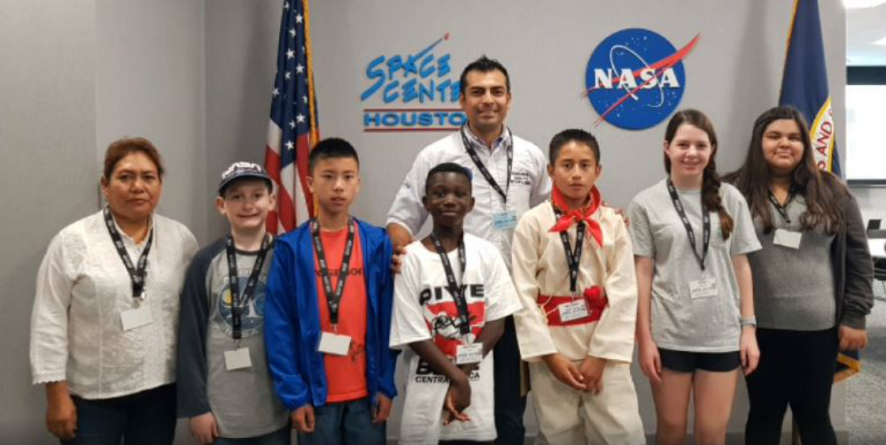 Joven indígena cumple su sueño y viaja a la NASA para recibir capacitación