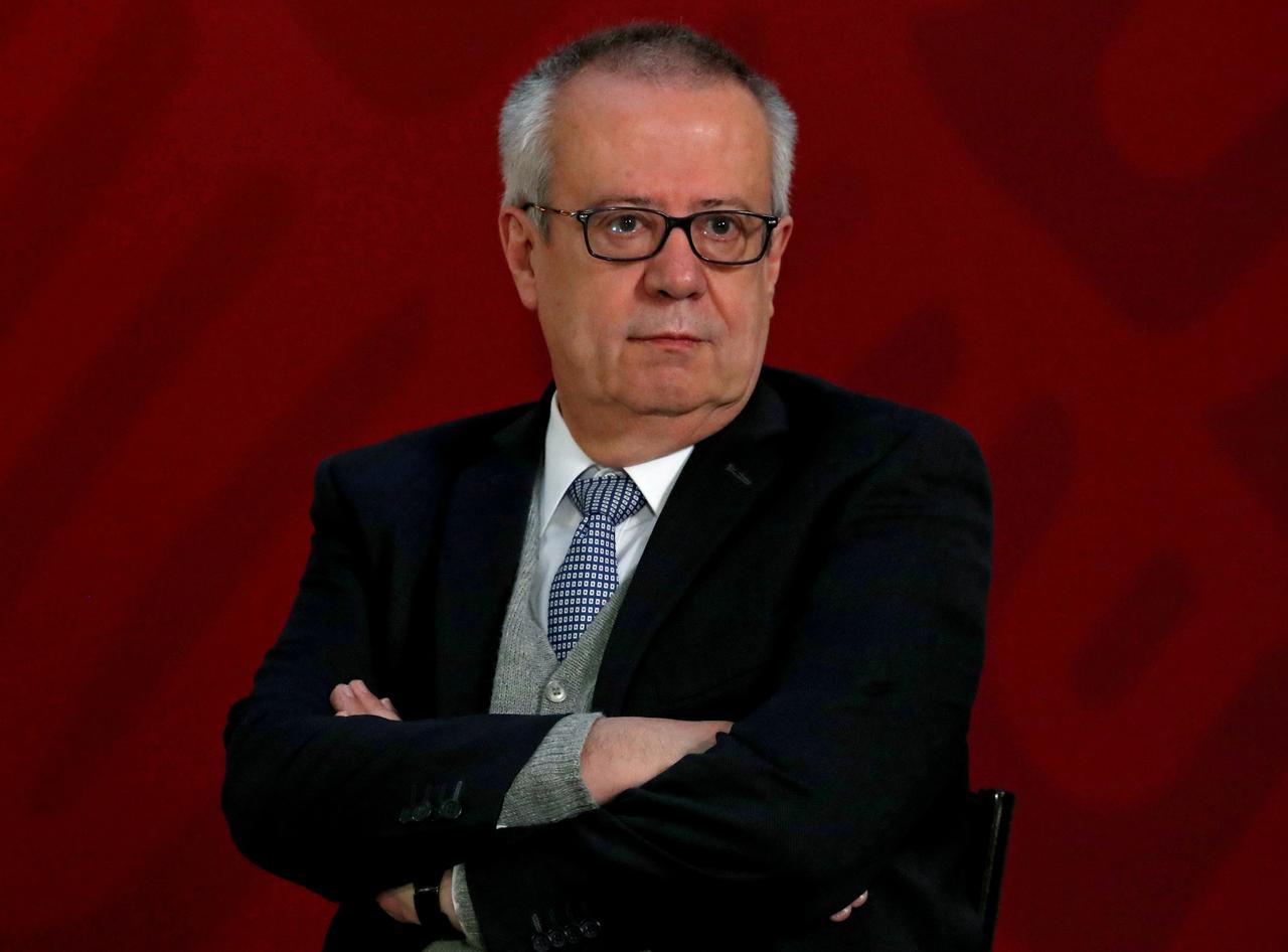 Urzúa renuncia a la Secretaría de Hacienda y AMLO presenta a su reemplazo