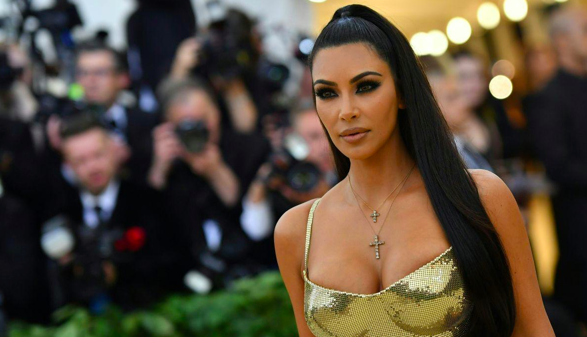 Kim Kardashian is accused to stole jewelry concepts